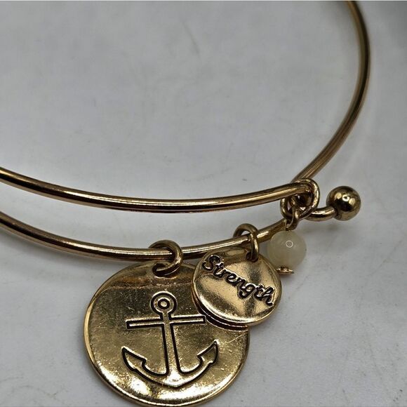 "5/$25" Set Of 3 Goldtone Inspirational Charm Bangle Bracelets - Picture 4 of 7